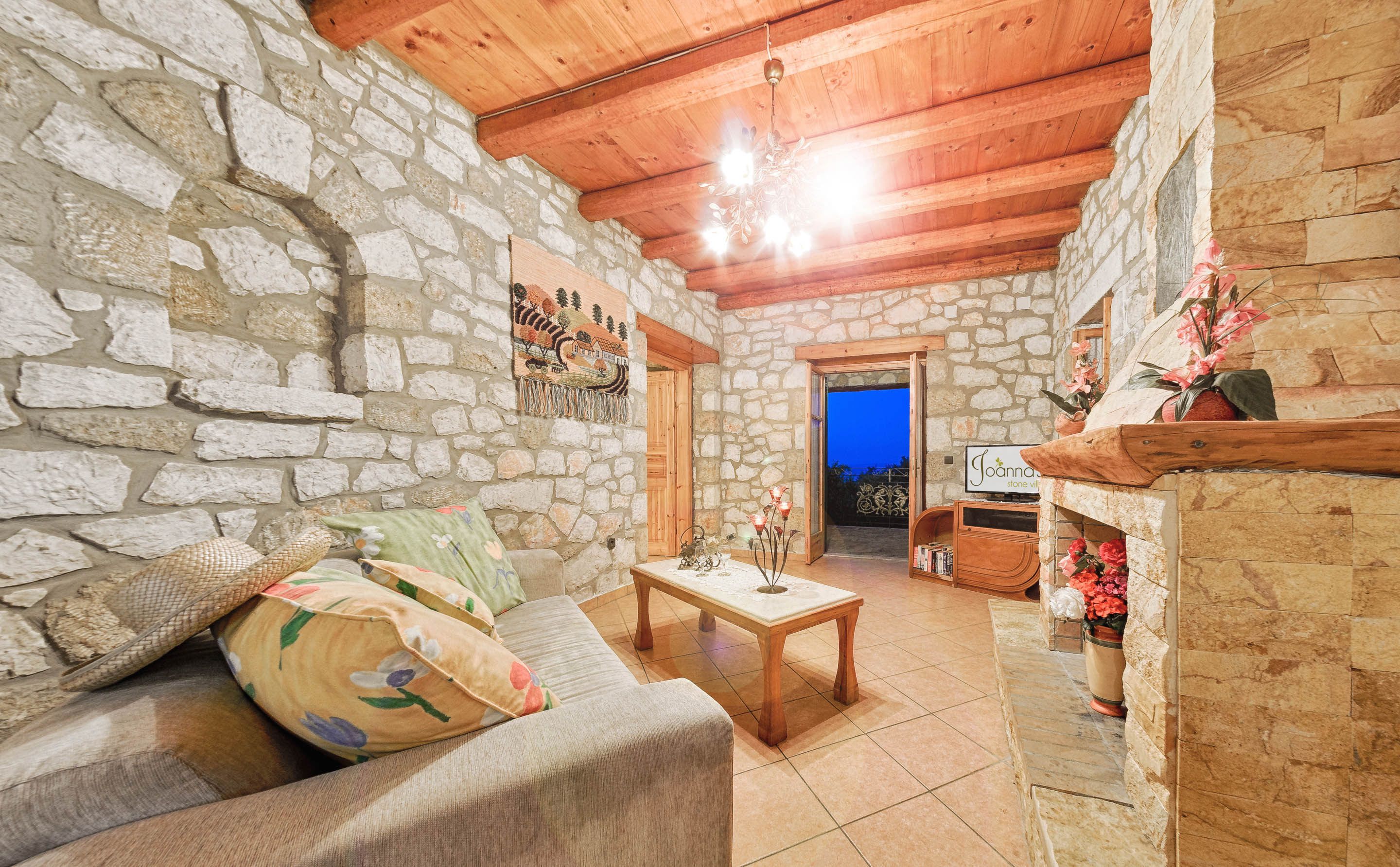 Apartment, 3 Bedrooms | Living area