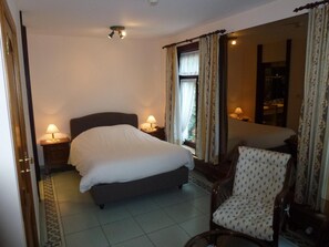 1 bedroom, minibar, in-room safe, desk