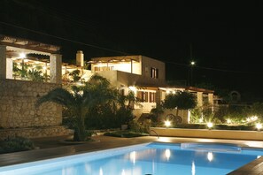 Property grounds - Elaia Villas (Sitia)