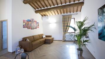 Appartement, 2 chambres | Salle de séjour