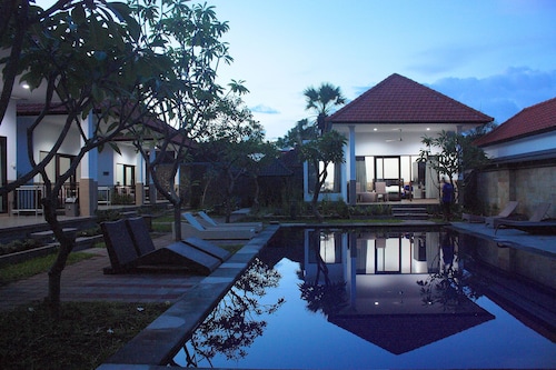 Tulamben Dive Resort