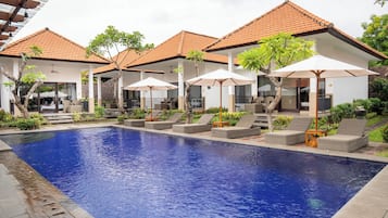 Pemandangan taman
