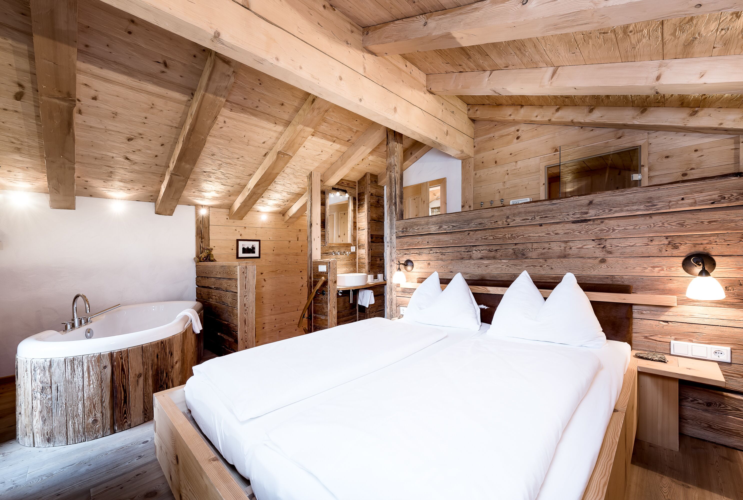 honeymoon chalet, 1 bedroom, terrace (private spa) | in-room safe, desk, blackout curtains, soundproofing