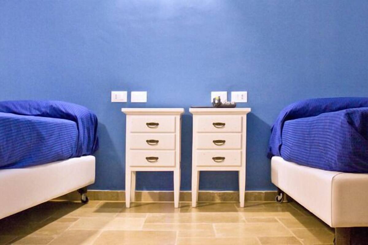 Minibar, in-room safe, desk, free cots/infant beds
