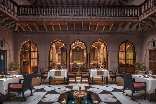 2 restaurants, Indian cuisine - Haveli Dharampura & Golden Haveli- UNESCO awarded Boutique Heritage Hotel (New Delhi)