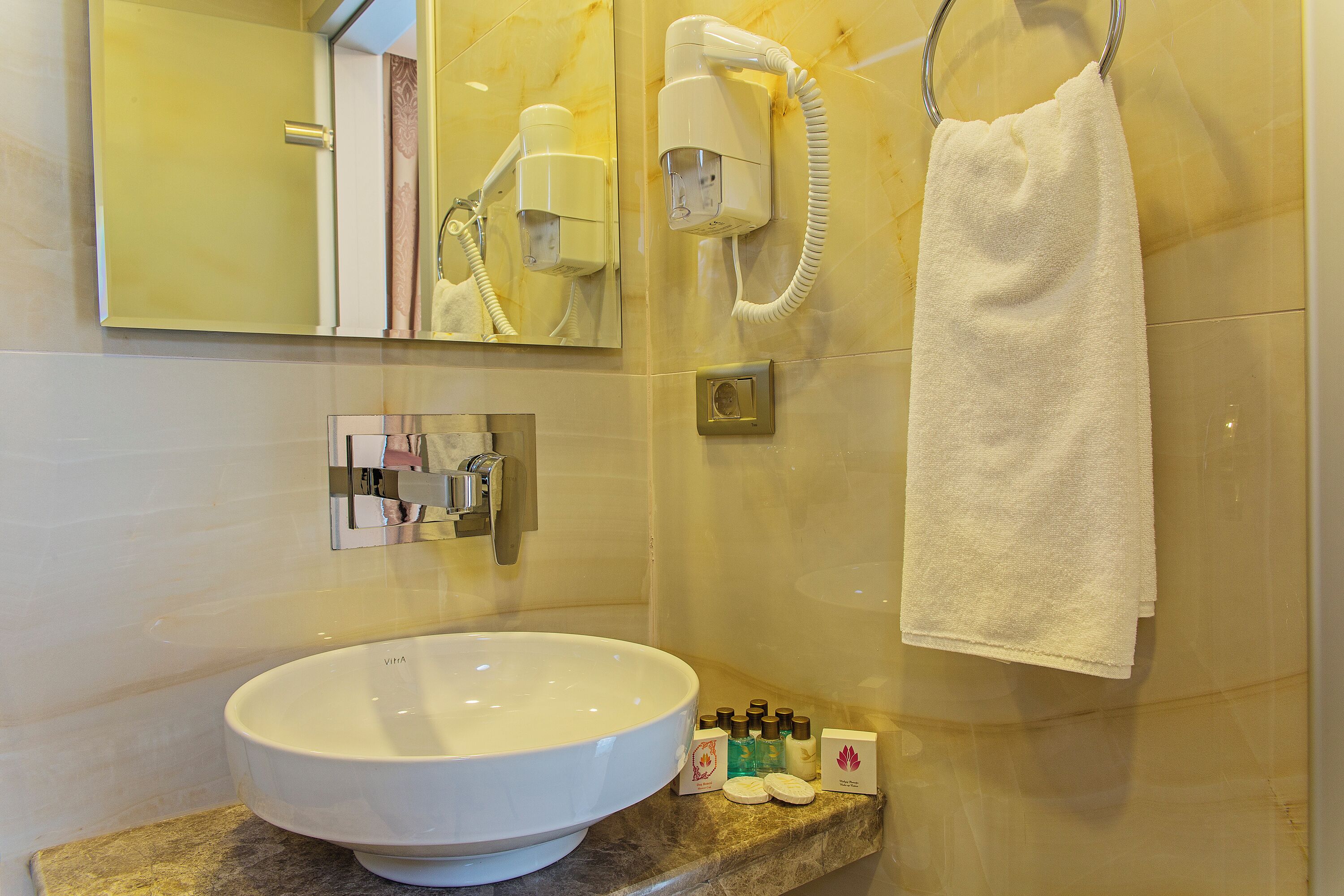 Foto - Grand Naki Hotel