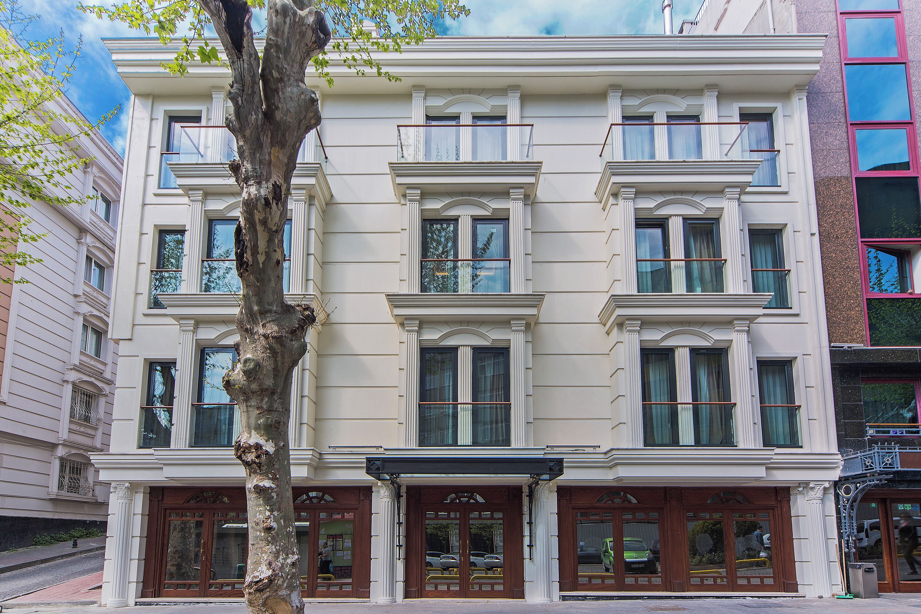 Foto - Grand Naki Hotel