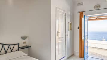 In-room safe, free cots/infant beds