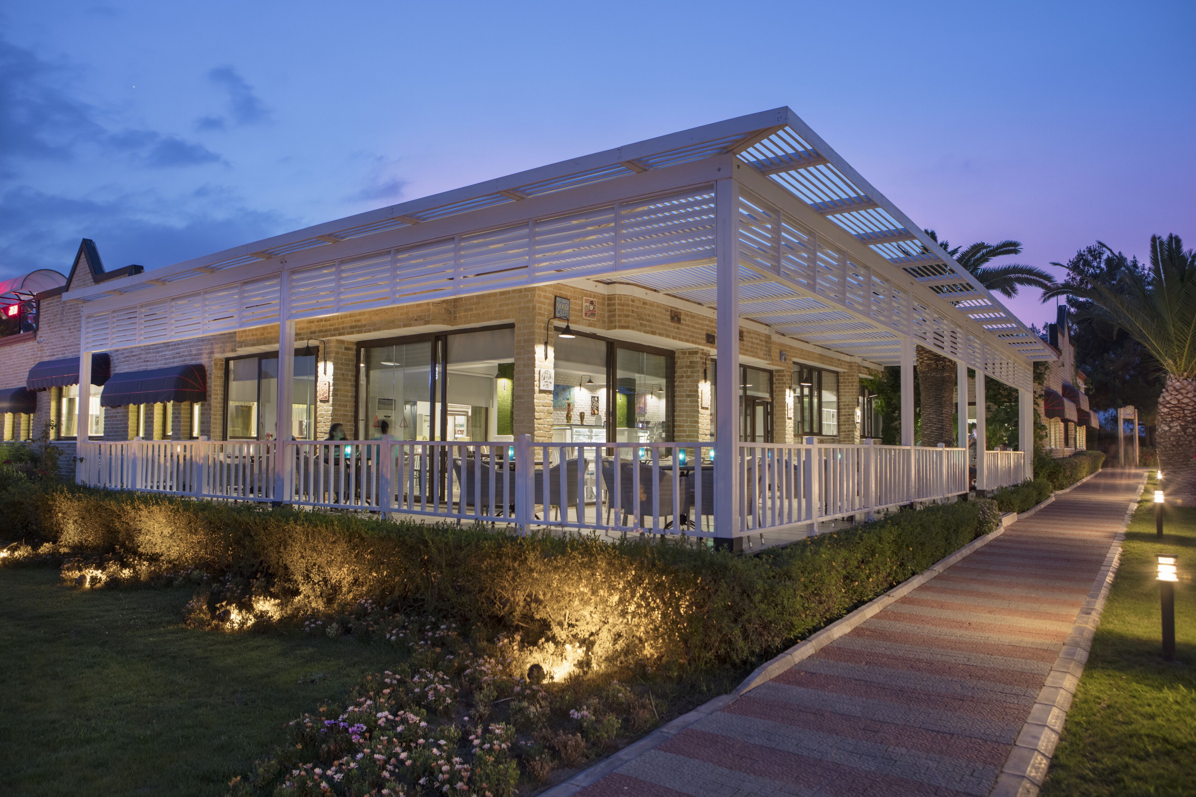 خدمة المقهى