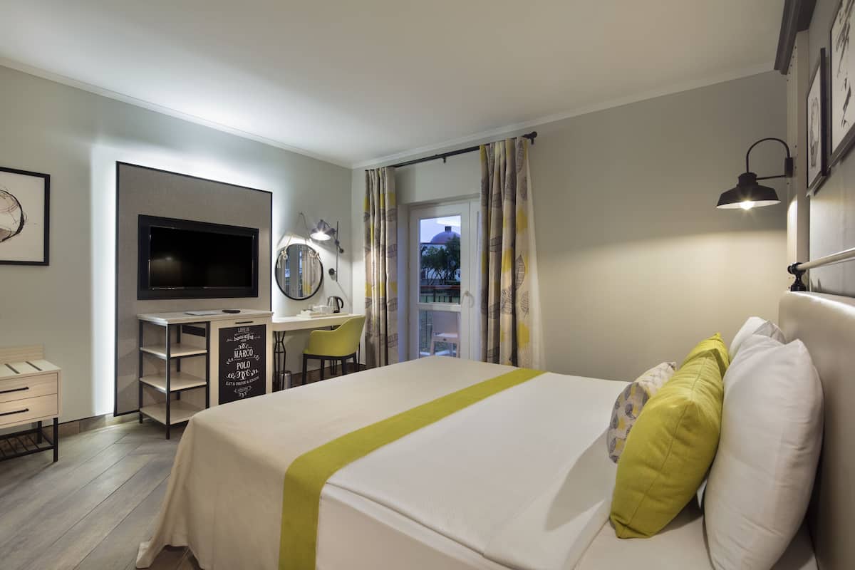 1 bedroom, minibar, in-room safe, desk
