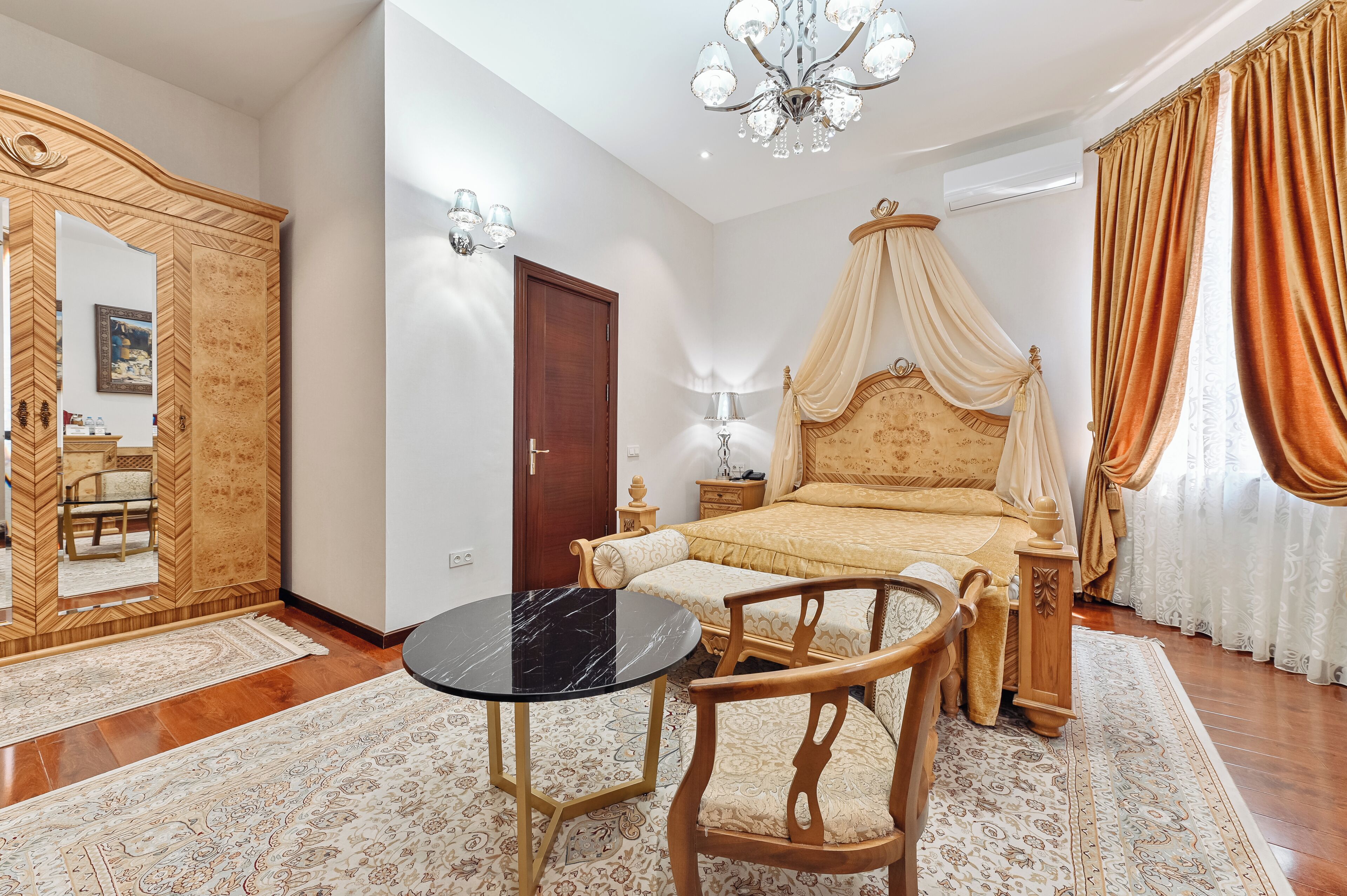 Standard Double Room | In-room safe, desk, soundproofing, iron/ironing board