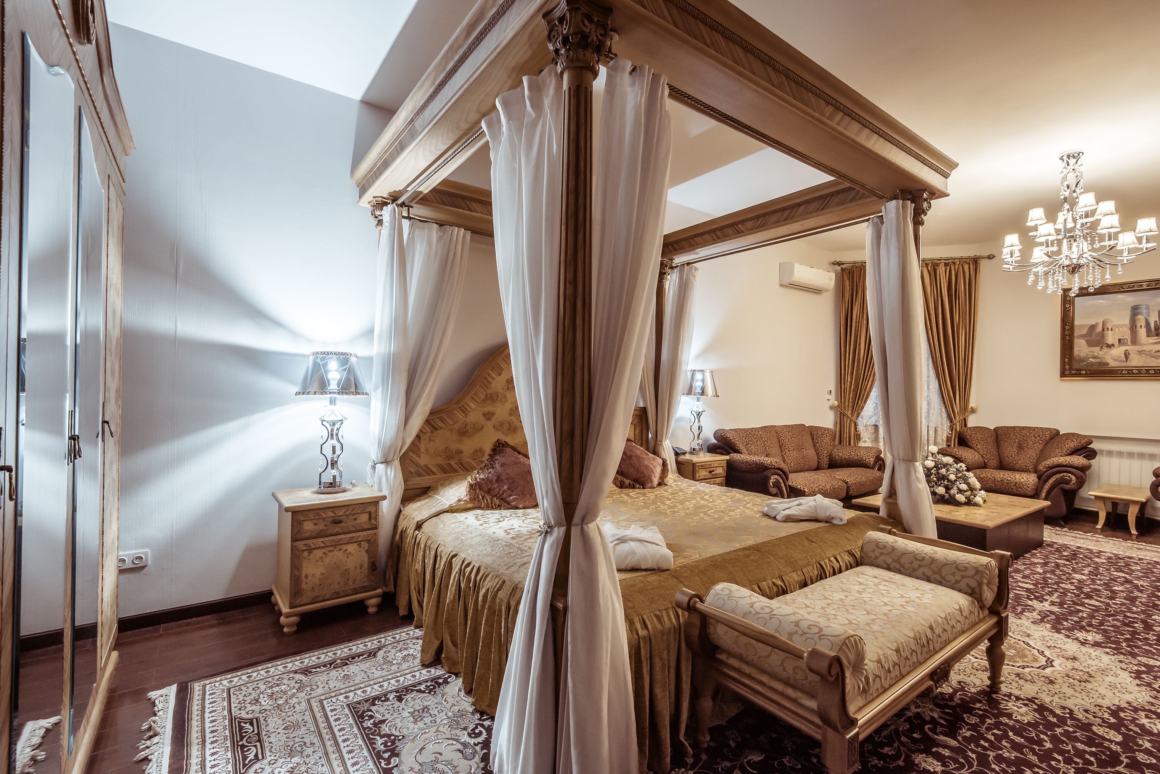 シニア スイート | セーフティボックス (室内)、デスク、防音設備、アイロン / アイロン台