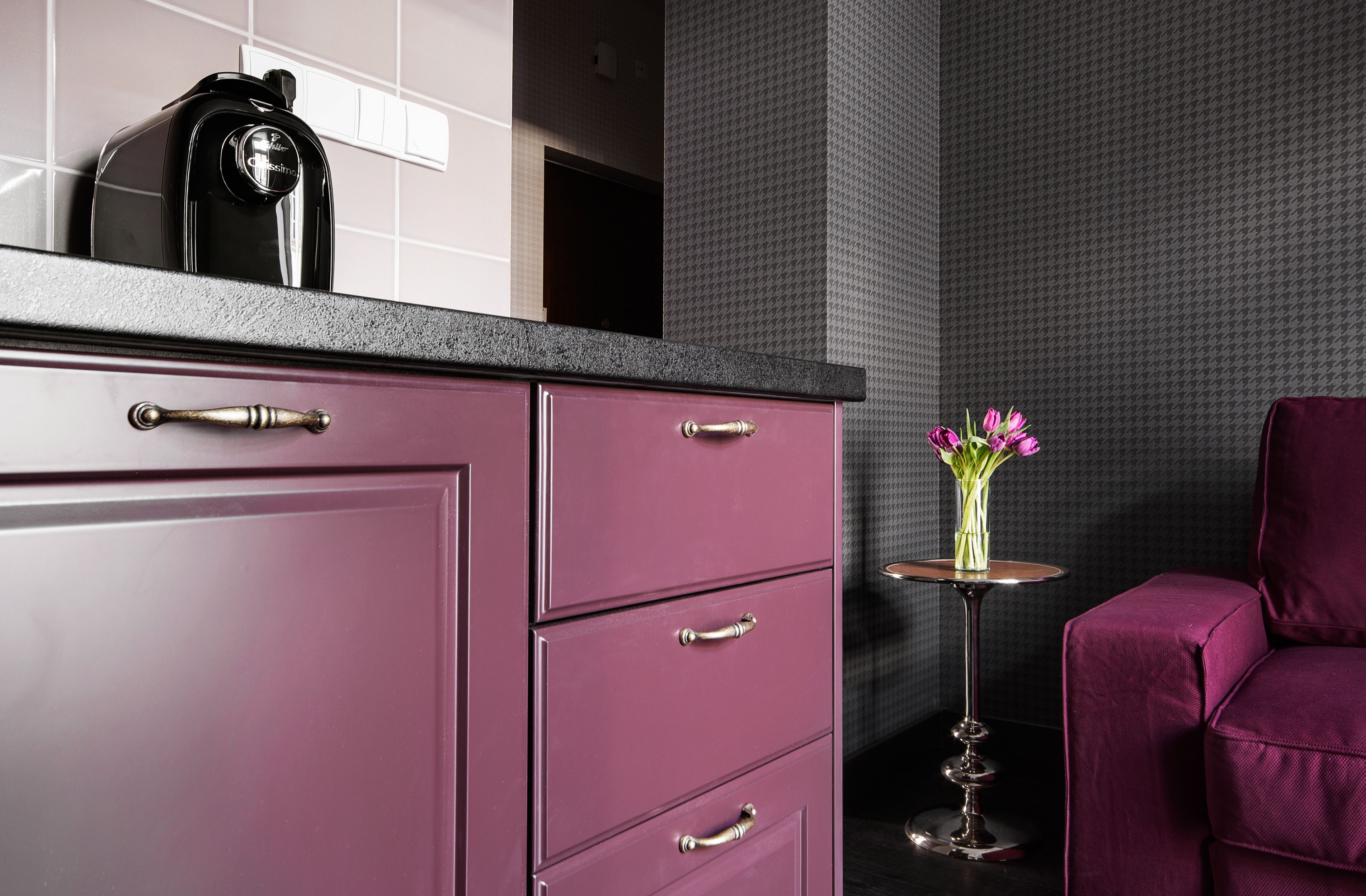 Foto - Too-Good Apartments