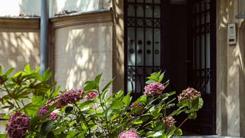 Apartment, 1 Bedroom, Balcony (Glam Medium) | Terrace/patio