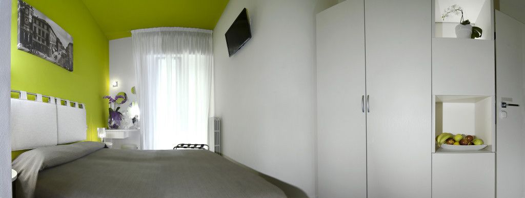 in-room safe, desk, soundproofing, free cots/infant beds