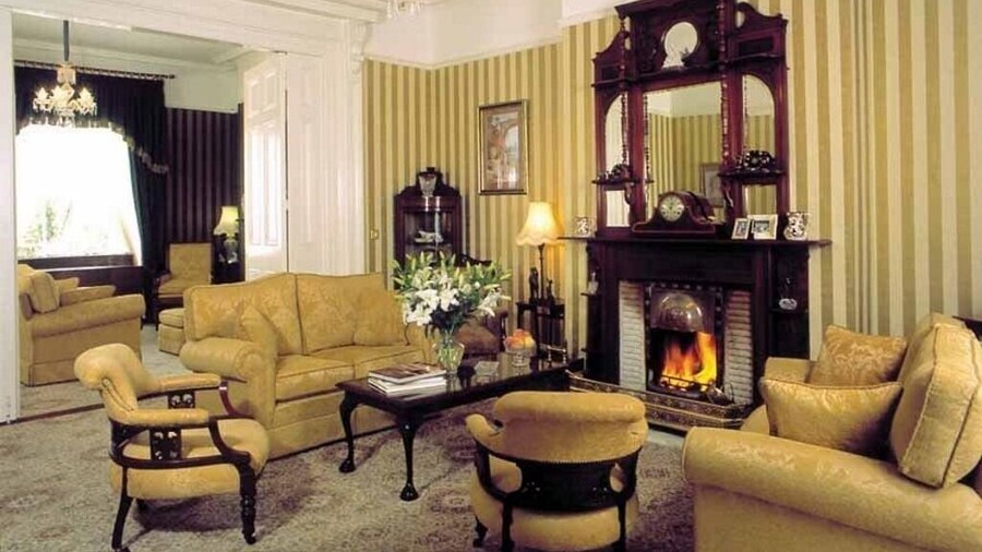 Ivyleigh House