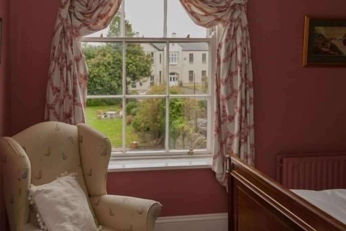 İki Ayrı Yataklı Oda, Banyolu/Duşlu