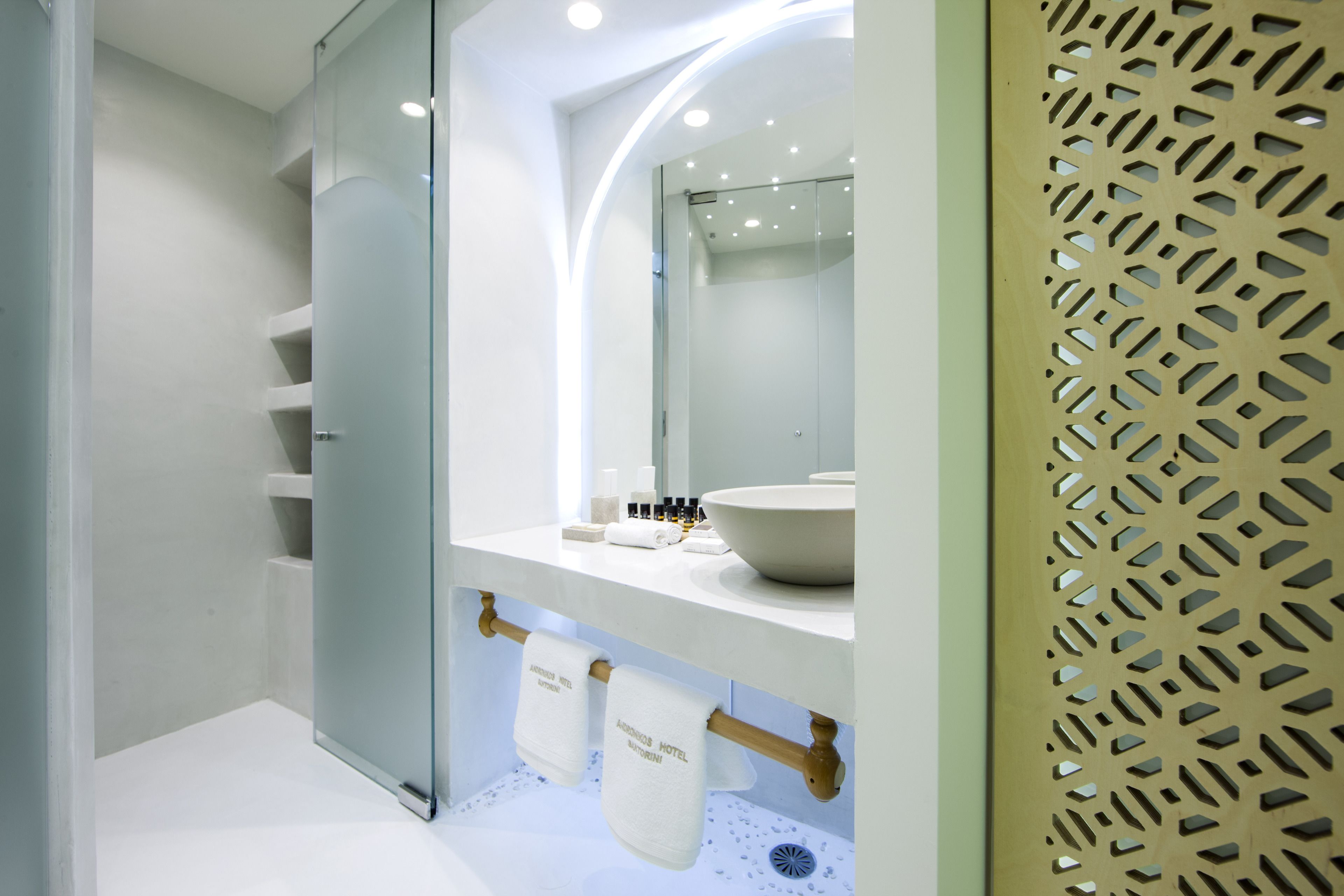 Photo - Andronikos Santorini