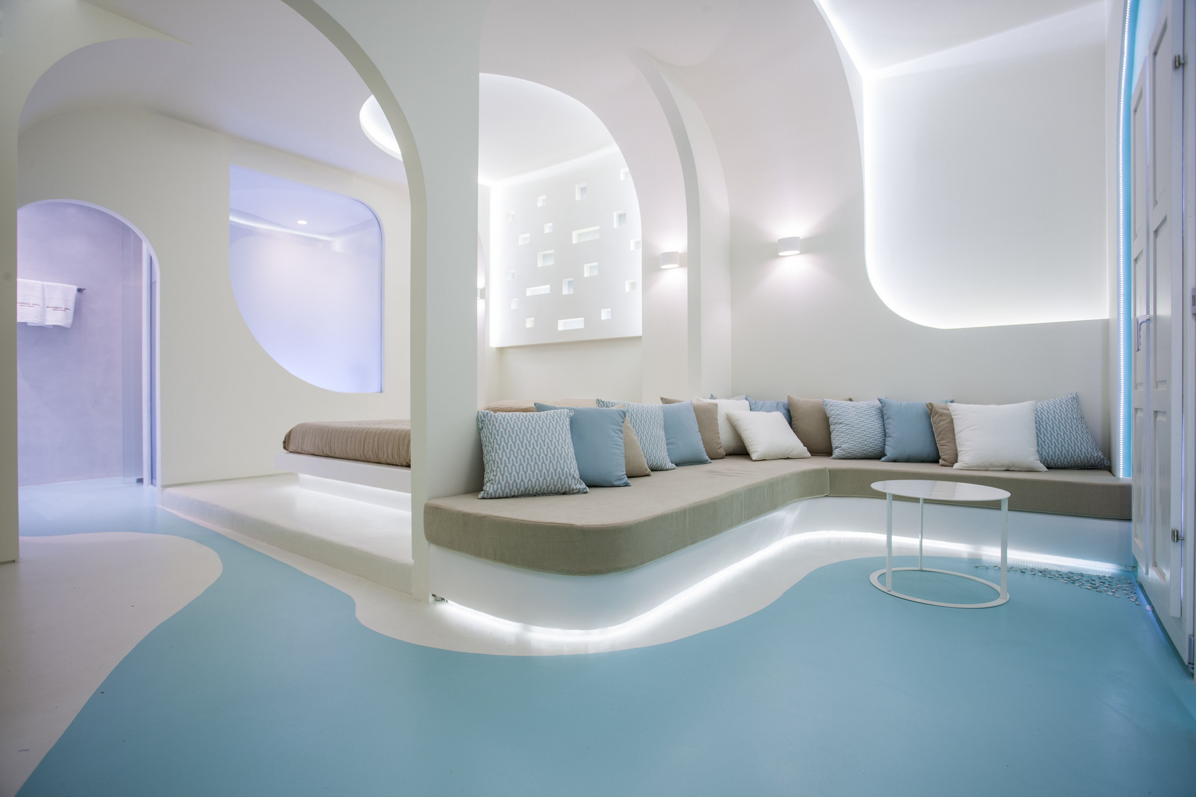 Photo - Andronikos Santorini