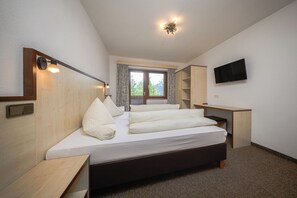 Premium bedding, in-room safe, desk, free cribs/infant beds - Appartement Alpin (Soelden)