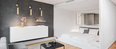 Studio Apartment M | In-room safe, soundproofing, iron/ironing board, free cribs/infant beds