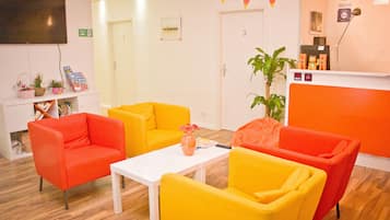 Khu tiếp khách ở sảnh