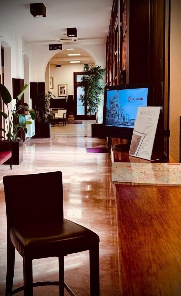 Reception - Domus Ciliota (Venice)