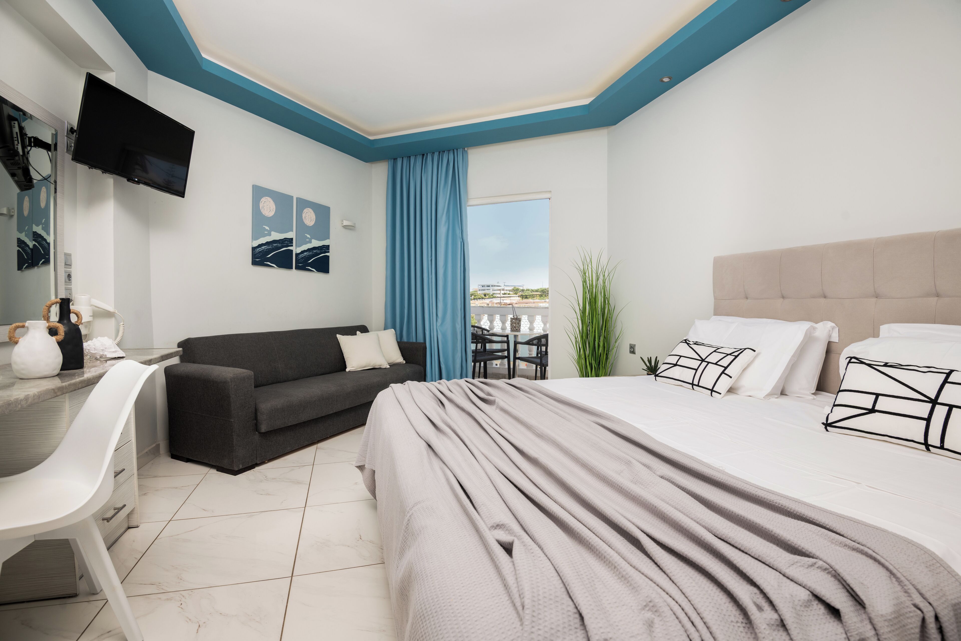 Photo - Callinica Hotel