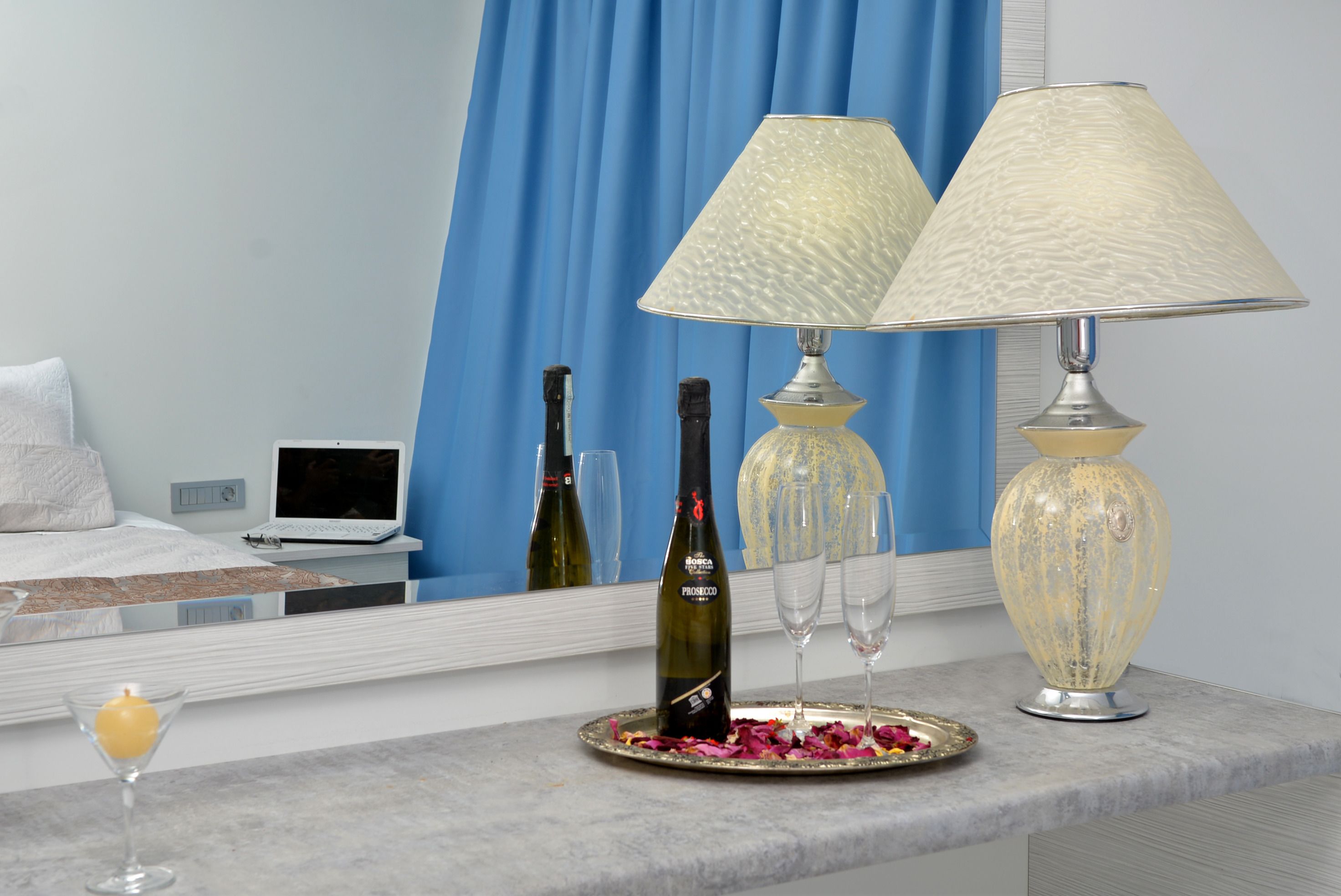 superior studio | room amenity