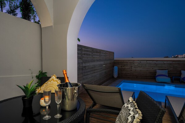 Superior Apartment With Private Pool | Private pool