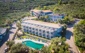 Front of property - Callinica Hotel (Zakynthos)