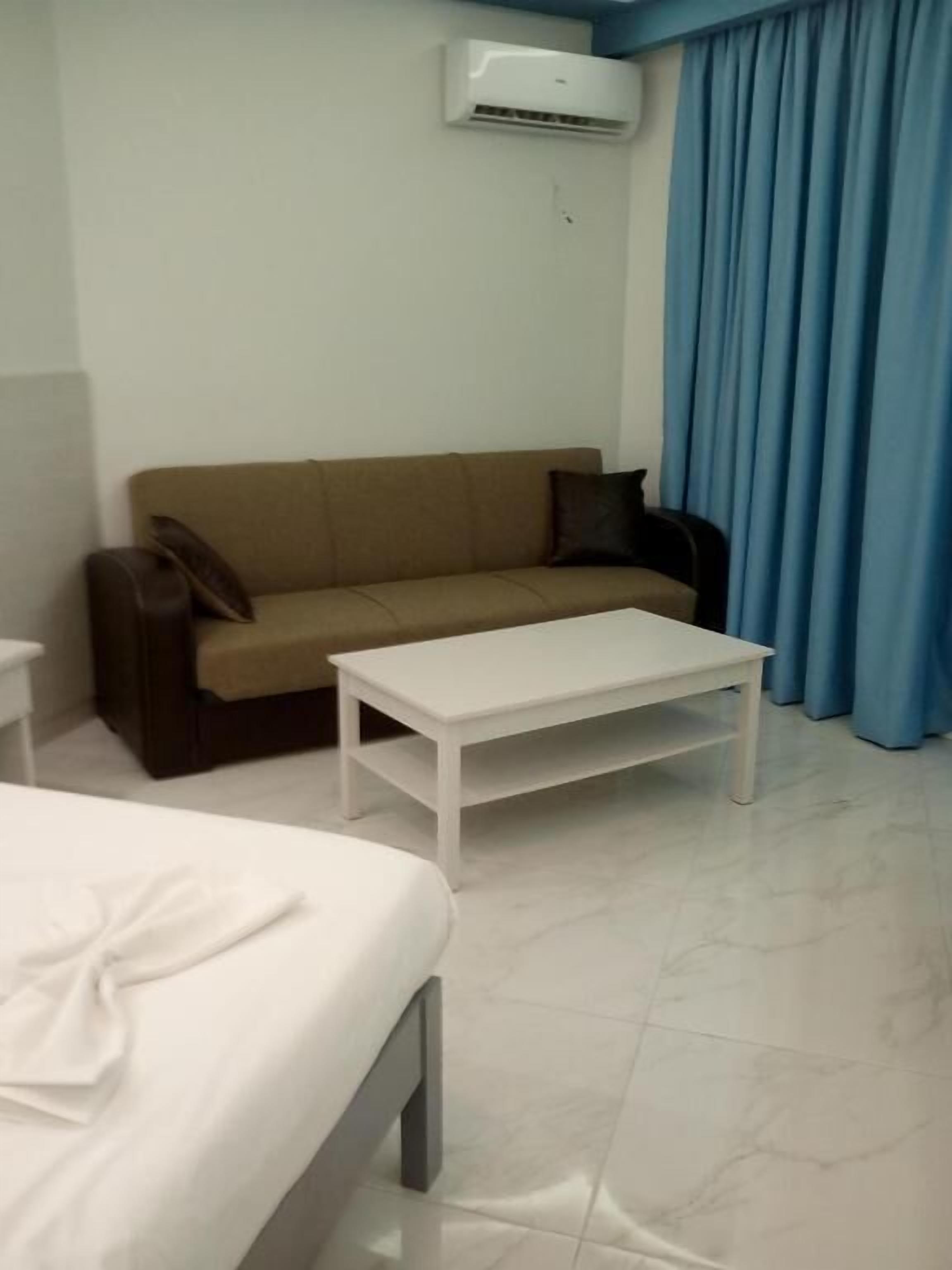 superior apartment | in-room safe, soundproofing, iron/ironing board, bed sheets