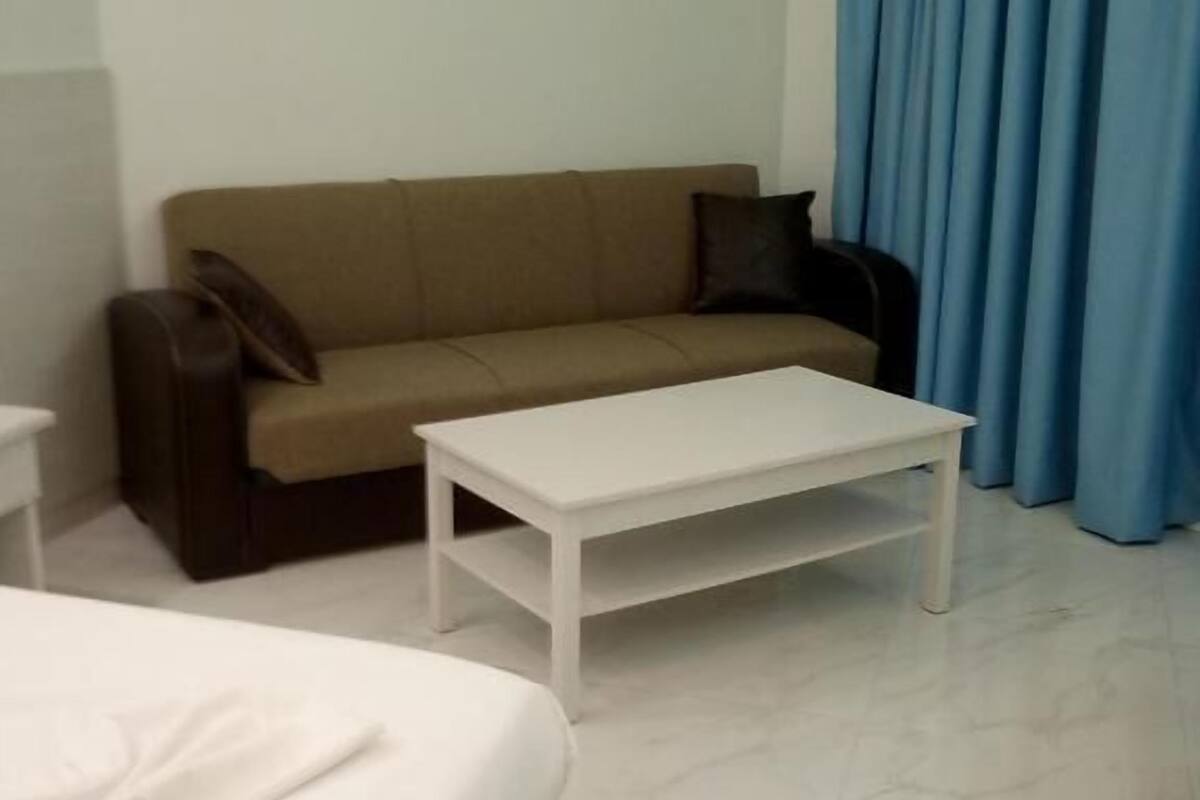 superior apartment | in-room safe, soundproofing, iron/ironing board, bed sheets
