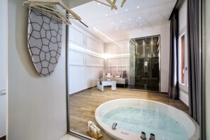 Luxury-Zimmer | Eigener Whirlpool