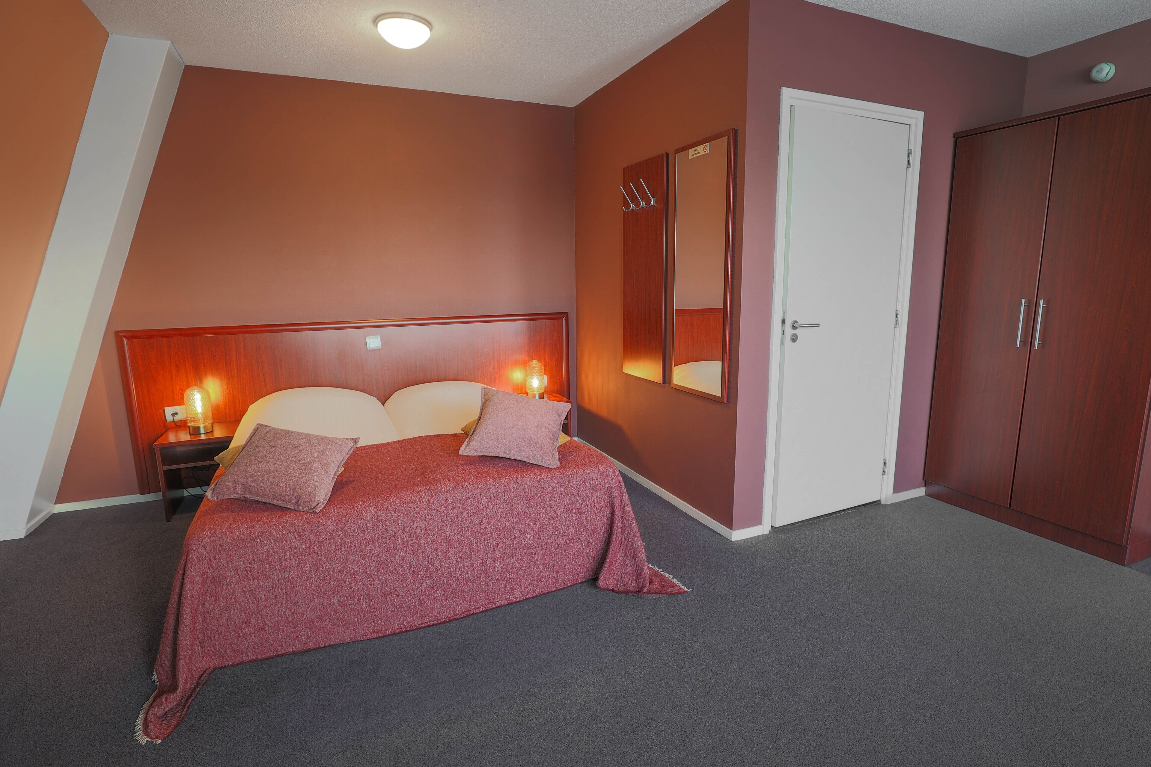studio | in-room safe, cots/infant beds, free wifi, bed sheets