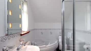 Suite, Ensuite | Bathroom