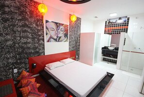 Minibar, blackout drapes, iron/ironing board, free WiFi - Rius Motel Limeira - Adults Only (Limeira)