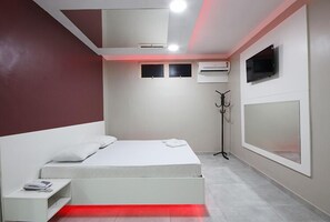 Minibar, blackout drapes, iron/ironing board, free WiFi - Rius Motel Limeira - Adults Only (Limeira)