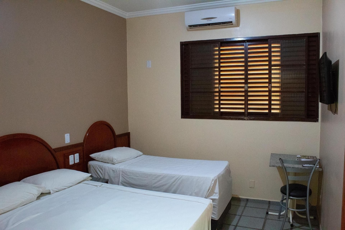 Minibar, cunas gratuitas, camas extra gratis y wifi gratis