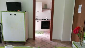 Comfort Quadruple Room, Multiple Beds, Private Bathroom, Mountainside | Private kitchen