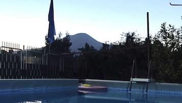 Piscine extérieure (ouverte en saison)
