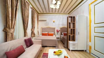 Suite Studio Deluxe, 1 chambre | Literie de qualité supérieure, minibar, coffres-forts dans les chambres