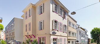 Alhambra Apart Hotel