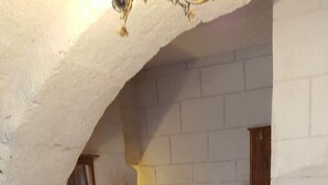 In-room safe, free WiFi, bed sheets - Whisper Cave House (Nevsehir)