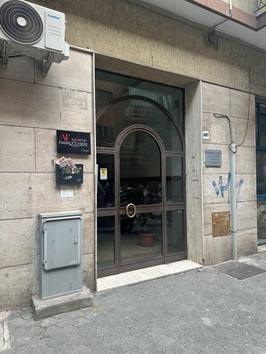 Entrée de l’hébergement