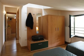 Apartment, 1 Bedroom | Blackout drapes, soundproofing, cribs/infant beds, rollaway beds - Residence Miravalle e StellAlpina (Valdobbiadene)