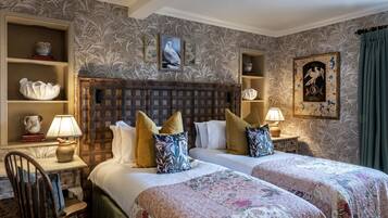 Classic Twin Room