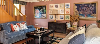 Loch Lomond Arms Hotel