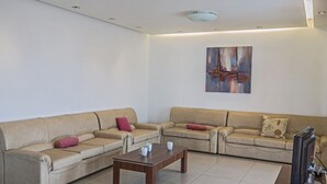 Biệt thự, 3 phòng ngủ, hồ bơi riêng | Khu phòng khách