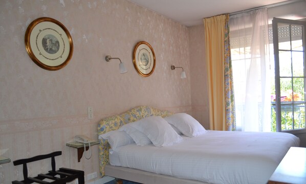 Room - Hôtel Le Castel (Brissac Loire Aubance)